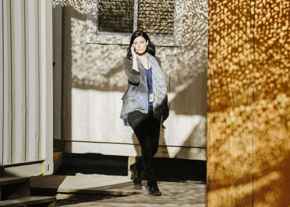 "In Name Only" - As Jason and the SEAL Team come closer to avenging the loss of Echo Team, Mandy takes matters into her own hands after her boss wonÃÂt green-light her mission to take out their biggest target. Also, Jason is unsure of where his relationship with Amy stands, on SEAL TEAM, Wednesday, March 28 (9:01-10:00 PM, ET/PT) on the CBS Television Network. Pictured: Jessica ParÃÂ½ as Mandy Ellis. Photo: Erik Voake/CBS ÃÂ©2018 CBS Broadcasting, Inc. All Rights Reserved