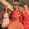 ScreamQueens_Pilot101-SororityGrandHall_0397r_hires2