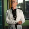 SCREAM QUEENS: Jamie Lee Curtis in the all-new “Scream Again” season premiere episode of SCREAM QUEENS airing Tuesday, Sept. 20 (9:01-10:00 PM ET/PT) on FOX. Cr: Michael Becker / FOX. © 2016 Fox Broadcasting Co.