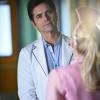 SCREAM QUEENS: John Stamos in the all-new “Drain the Swamp” season finale episode of SCREAM QUEENS airing Tuesday, Dec. 20 (9:00-10:00 PM ET/PT) on FOX. CR: Michael Becker / FOX. © 2017 FOX Broadcasting Co.