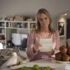 Edie_reading_note_from_Craig_hires1