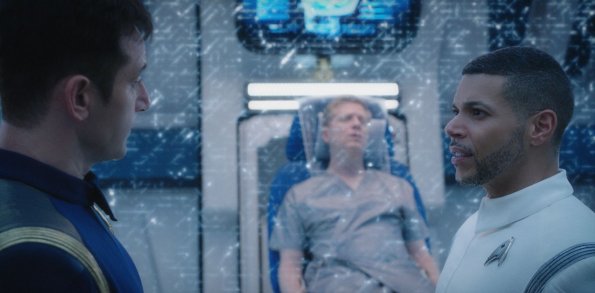 "Despite Yourself" -- Episode 110 -- Pictured (l-r): Jason Isaacs as Captain Gabriel Lorca; Wilson Cruz as Dr. Hugh Culber of the CBS All Access series STAR TREK: DISCOVERY. Photo Cr: Best Possible Screengrab/CBS  ÃÂ© 2017 CBS Interactive. All Rights Reserved.