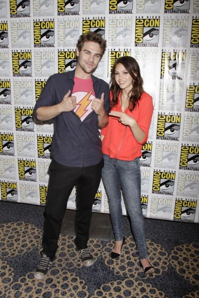 Star-Crossed - Comic-Con 2013 - Photos (22)