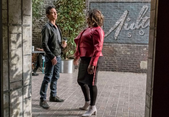 STAR: L-R: Benjamin Bratt and Queen Latifah in the "After the Set, It’s the After Party" episode of STAR airing Wednesday, April 25 (9:00-10:00 PM ET/PT) on FOX. ©2018 Fox Broadcasting Co. CR: Wilford Harewood/FOX