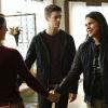 Supergirl -- "Medusa" -- Image SPG208b_0014.jpg -- Pictured (L-R): Melissa Benoist as Kara/Supergirl, Grant Gustin as Barry Allen and  Carlos Valdes as Cisco Ramon -- Photo: Bettina Strauss /The CW -- ÃÂ© 2016 The CW Network, LLC. All Rights Reserved