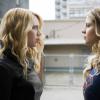 Supergirl -- "Triggers" -- SPG302_SG_0136348.jpg -- Pictured (L-R): Yael Grobglas as Psi  and Melissa Benoist as Kara/Supergirl -- Photo: The CW -- ÃÂ© 2017 The CW Network, LLC. All Rights Reserved