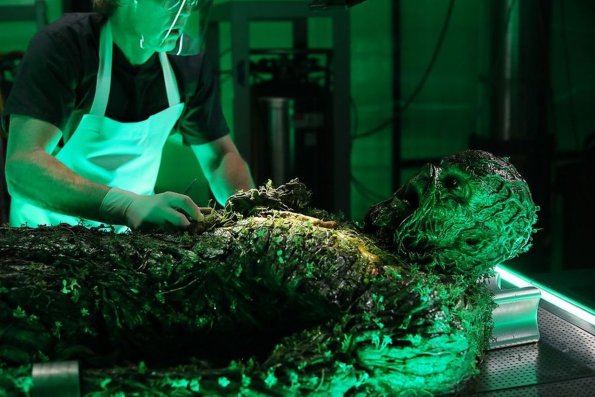 swamp-thing-episode-109-the-anatomy-lesson-promotional-photo-04