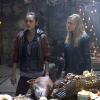 The 100 -- "Remember Me" -- Image: HU209B_0086 -- Pictured (L-R): Lindsey Morgan as Raven and Eliza Taylor as Clarke -- Photo: Carole Segal /The CW -- ÃÂ© 2015 The CW Network, LLC. All Rights Reserved