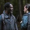 The 100 -- "Survival of the Fittest" -- Image: HU210B_0413 -- Pictured (L-R): Isaiah Washington as Jaha and Richard Harmon as Murphy -- Photo: Cate Cameron/The CW -- ÃÂ© 2015 The CW Network, LLC. All Rights Reserved
