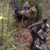 The 100 -- "Coup de Grace" -- Image: HU211B_0151 -- Pictured (L-R): Eliza Taylor as Clarke and Marie Avgeropoulos as Octavia -- Photo: Cate Cameron/The CW -- ÃÂ© 2015 The CW Network, LLC. All Rights Reserved