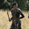 The 100 -- "Wanheda: Part Two" -- Image HU302C_0204 -- Pictured (L-R): Adina Porter as Indra and Henry Ian Cusick as Kane -- Credit: Cate Cameron/The CW -- ÃÂ© 2015 The CW Network, LLC. All Rights Reserved