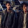The 100 -- "Perverse Instantiation - Part One" -- Image: HU315b_0109 -- Pictured (L-R):  Devon Bostick as Jasper and Chris Larkin as Monty -- Photo: Dean Buscher/The CW -- ÃÂ© 2016 The CW Network, LLC. All Rights Reserved