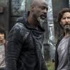 The 100 -- "We Will Rise" -- Image HU406a_0101 -- Pictured (L-R): Chris Larkin as Monty, Isaiah Washington as Jaha, and Henry Ian Cusick as Kane -- Credit: Cate Cameron/The CW -- ÃÂ© 2017 The CW Network, LLC. All Rights Reserved