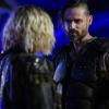 The 100 -- "The Dark Year" -- Image Number: HU511a_0309.jpg -- Pictured (L-R): Eliza Taylor as Clarke and William Miller as McCreary -- Photo: Robert Falconer/The CW -- ÃÂ© 2018 The CW Network, LLC. All rights reserved.