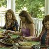 Deirdre O\'Connell as Athena, Ruth Wilson as Alison and Mare Winningham as Cherry in The Affair (season 1, episode 5). - Photo: Mark Schafer/SHOWTIME - Photo ID:  TheAffair_105_0761
