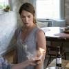 Mare Winningham as Cherry and Ruth Wilson as Alison in The Affair (season 1, episode 7). - Photo: Mark Schafer/SHOWTIME - Photo ID:  TheAffair_107_2112