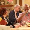 THE COOL KIDS: L-R: Vicki Lawrence and David Alan Grier in the "Sid Comes Out" episode of THE COOL KIDS airing Friday, Oct. 19 (8:30-9:00 PM ET/PT) on FOX. ©2018 Fox Broadcasting Co. Cr: Patrick McElhenney/FOX