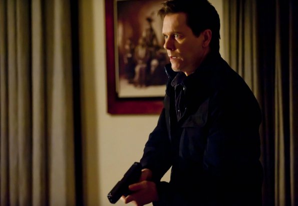THE FOLLOWING: Ryan Hardy (Kevin Bacon) goes after Joe Carroll's followers in the "Guilt" episode of THE FOLLOWING airing Monday, March 25 (9:00-10:00 PM ET/PT) on FOX. ©2013 Fox Broadcasting Co. CR: Barbara Nitke/FOX