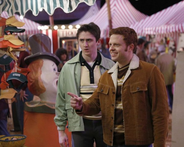 the-kids-are-alright-episode-121-mikes-award-promotional-photo-13