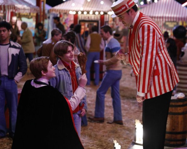 the-kids-are-alright-episode-121-mikes-award-promotional-photo-15