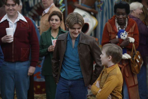 the-kids-are-alright-episode-121-mikes-award-promotional-photo-30