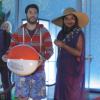 THE MINDY PROJECT:  Mindy (Mindy Kaling, R) and Peter (Adam Pally, L) arrive at a Los Angeles pool party in the &quot;LA&quot; episode of THE MINDY PROJECT airing Tuesday, Jan. 14 (9:30-10:00 PM ET/PT) on FOX.  &#xa9;2013 Fox Broadcasting Co.  Cr: Jordin Althaus/FOX