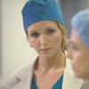 THE MOB DOCTOR: Grace (Jordana Spiro) updates a patient's wife in the &quot;Change of Heart&quot; episode of THE MOB DOCTOR airing Monday, Oct. 8 (9:00-10:00 PM ET/PT) on FOX. &#xa9;2012 Fox Broadcasting Co. CR: Nathan Bell/FOX