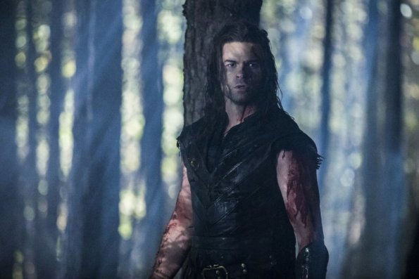The Originals -- "Phantomesque" -- Image Number: OR410b_0199.jpg -- Pictured: Daniel Gillies as Elijah -- Photo: Bob Mahoney /The CW -- ÃÂ© 2017 The CW Network, LLC. All rights reserved.