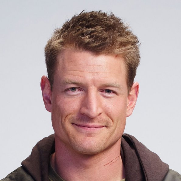 The Player s1 - Philip Winchester as Alex Kane