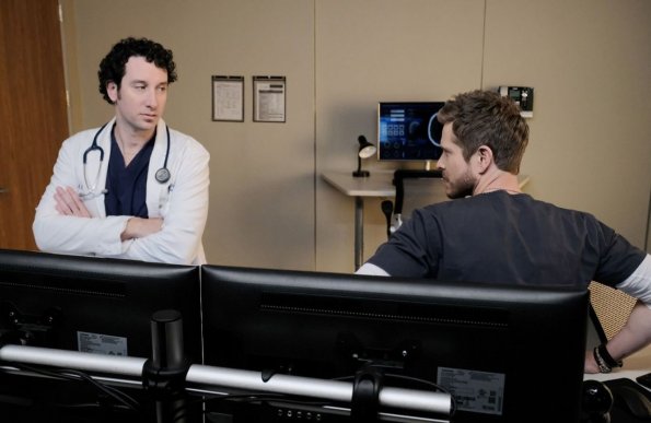 214_the-resident_photo05