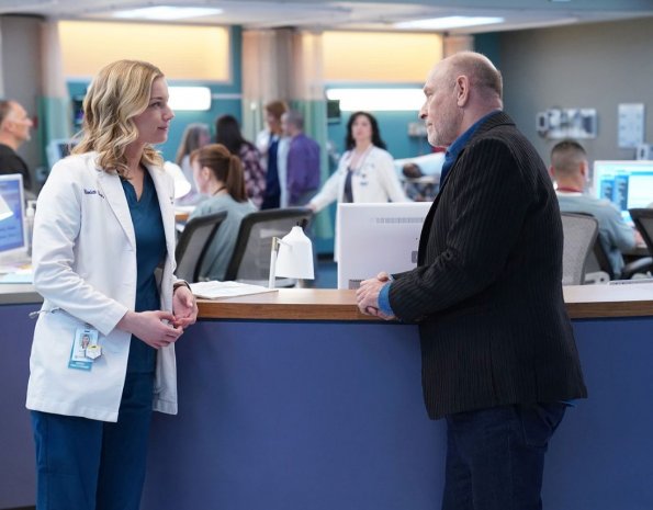 218_the-resident_photo09