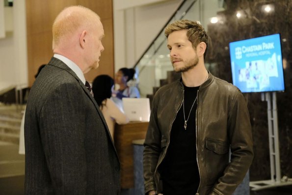 218_the-resident_photo10