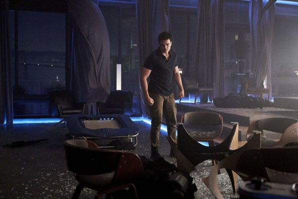 titans-episode-210-fallen-promotional-photo-02
