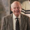 "Summer Sausage, a Pocket Poncho, and Tony Danza" - Pictured: Dr. Sturgis (Wallace Shawn). While Sheldon is busy keeping tabs on Meemaw\'s budding relationship with Dr. Sturgis (Wallace Shawn), George Sr. and Mary attempt to bond with their other children, on YOUNG SHELDON, Thursday, May 3 (8:31-9:01 PM, ET/PT) on the CBS Television Network. Photo: Michael Yarish/CBS ÃÂ©2018 CBS Broadcasting, Inc. All Rights Reserved.