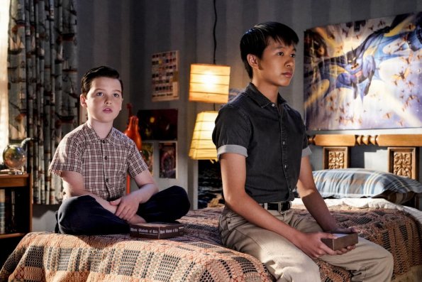 "A Financial Secret and Fish Sauce" - Pictured: Sheldon (Iain Armitage) and Tam (Ryan Phuong). When George Sr. asks Sheldon to keep a secret from Mary, the stress of not being honest drives Sheldon to hideout at Tam\'s for his first sleepover, on YOUNG SHELDON, Thursday, Oct. 11 (8:31-9:01 PM, ET/PT) on the CBS Television Network. Photo: Robert Voets/Warner Bros. Entertainment Inc. ÃÂ© 2018 WBEI. All rights reserved.