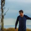 ZOO, a new drama based on the #1 bestselling novel by James Patterson, will premiere Tuesday, June 30 (9:00-10:00 PM, ET/PT). In the series, a wave of violent animal attacks against humans begin taking place across the globe. As the assaults become more cunning, coordinated and ferocious, a young renegade  zoologist (James Wolk) is thrust into the race to unlock the pandemic\'s mystery before there\'s no place left for people to hide. Pictured  James Wolk as Jackson Oz  Photo: Patti Perret/ ÃÂ©2015 CBS Broadcasting, Inc. All Rights Reserved