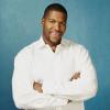 BROTHERS:  Michael Strahan as Mike Trainor in the new FOX comedy BROTHERS debuting with a special one-hour series premiere Friday, Sept. 25 (8:00-9:00 PM ET/PT) on FOX. ©2009 Fox Broadcasting Co. Cr:  Michael Lavine/FOX
