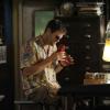 THE FINDER:  Walter (Geoff Stults) uses unorthodox methods to help find a missing red stiletto in the &quot;A Cinderella Story&quot; episode of THE FINDER airing Thursday, Jan. 26 (9:00-10:00 PM ET/PT) on FOX.  &#xa9;2012 Fox Broadcasting Co.  Cr: Ray Mickshaw/FOX