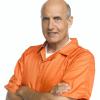 RRESTED DEVELOPMENT: Jeffrey Tambor as George Bluth, Sr.  Season two of the Emmy Award-winning best comedy series ARRESTED DEVELOPMENT premieres Sunday, Nov. 7 (8:30-9:00 PM ET/PT) on FOX. ™©2004 FOX BROADCASTING COMPANY. Cr: Justin Stephens/FOX. 