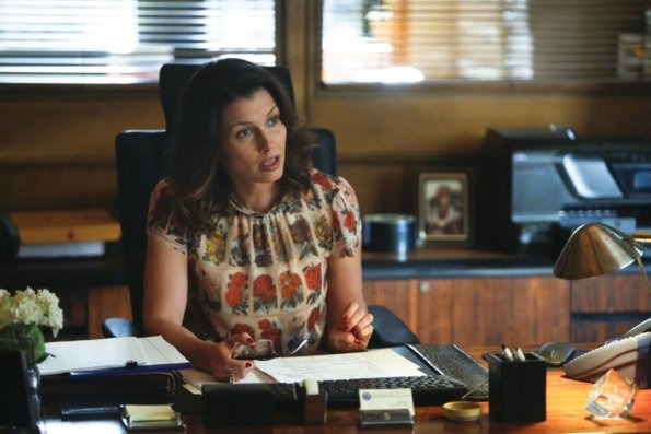 Blue Bloods - Episode 4.22 - Exiles (11)