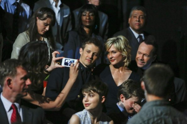 Blue Bloods - Episode 4.22 - Exiles (14)