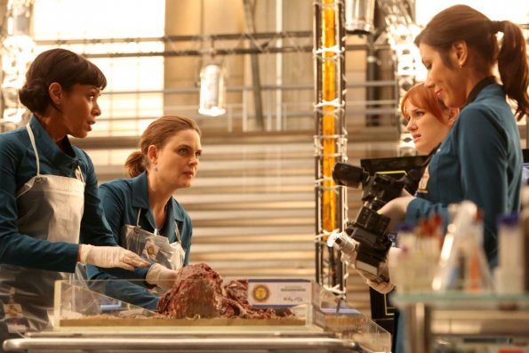 Bones-S11_1114-sc5-PM_0300_hires2