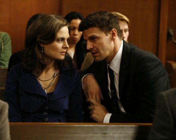BONES: Brennan (Emily Deschanel, R) and Booth (David Boreanaz, R) await the verdict in a case where a wealthy man is found killed in his home in the BONES episode "Man in the Mansion" airing Wednesday, Feb. 7 (8:00-9:00 PM ET/PT) on FOX. ©2006 Fox Broadcasting Co. Cr: Isabella Vosmikova/FOX BONES: Brennan (Emily Deschanel, R) and Booth (David Boreanaz, R) await the verdict in a case where a wealthy man is found killed in his home in the BONES episode "Man in the Mansion" airing Wednesday, Feb. 7 (8:00-9:00 PM ET/PT) on FOX. ©2006 Fox Broadcasting Co. Cr: Isabella Vosmikova/FOX