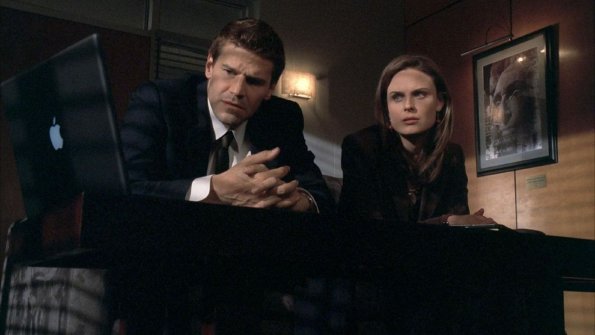 BONES: When Booth (David Boreanaz, L) and Brennan (Emily Deschanel, R) find a severed body in the Chesapeake Bay, they investigate the parishioners of a small community church in the BONES episode "The He in the She" airing Wednesday, Oct. 8 (8:00-9:00 PM ET/PT) on FOX. ©2008 Fox Broadcasting Co. Cr: FOX BONES: When Booth (David Boreanaz, L) and Brennan (Emily Deschanel, R) find a severed body in the Chesapeake Bay, they investigate the parishioners of a small community church in the BONES episode "The He in the She" airing Wednesday, Oct. 8 (8:00-9:00 PM ET/PT) on FOX. ©2008 Fox Broadcasting Co. Cr: FOX