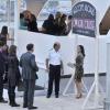 Nadia and Captain Kelly agree to let Booth, Brennan and Sweets onboard.