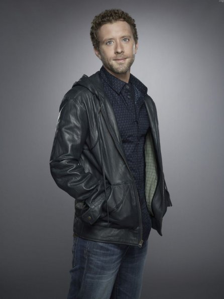 BONES:  TJ Thyne returns as Dr. Jack Hodgins in the season seven premiere of BONES airing Thursday, Nov. 3 (9:00-10:00 ET/PT) on FOX.  &#xa9;2011 Fox Broadcasting Co. Cr:  Justin Stephens/FOX