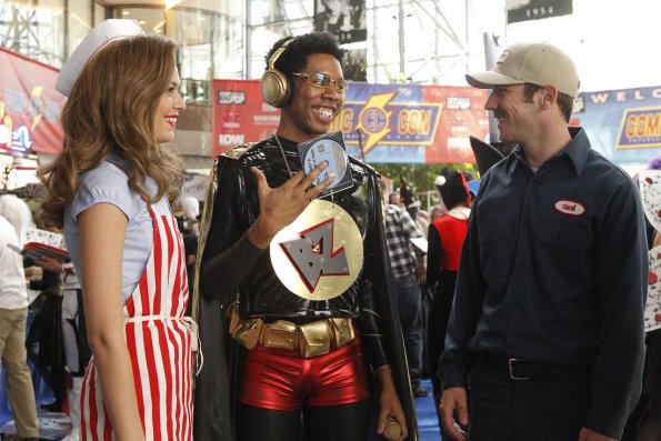 BREAKING IN: Cameron (Bret Harrison, R), Cash (Alphonso McAuley, C) and Melanie (Odette Annable, L) go undercover at Comic-Con to protect the sequel to "The Goonies" in the "Take the Movie and Run" episode of BREAKING IN airing Wednesday, April 27 (9:30-10:00 PM ET/PT) on FOX. ©2011 Fox Broadcasting Co. Cr: Jordin Althaus/FOX BREAKING IN: Cameron (Bret Harrison, R), Cash (Alphonso McAuley, C) and Melanie (Odette Annable, L) go undercover at Comic-Con to protect the sequel to "The Goonies" in the "Take the Movie and Run" episode of BREAKING IN airing Wednesday, April 27 (9:30-10:00 PM ET/PT) on FOX. ©2011 Fox Broadcasting Co. Cr: Jordin Althaus/FOX