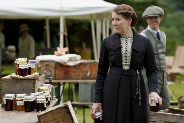 Downton Abbey - Episode 4.08 - Promotional Photos (57)