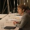 Tamsin Greig as Beverly Lincoln in Episodes (Season 4, episode 1) - Photo: Des Willie/SHOWTIME - Photo ID: episodes_401_5176