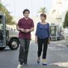 Stephen Mangan as Sean Lincoln and Tamsin Greig as Beverly Lincoln in Episodes (Season 4, episode 8) - Photo: Patrick Wymore/SHOWTIME - Photo ID: episodes_408_0639